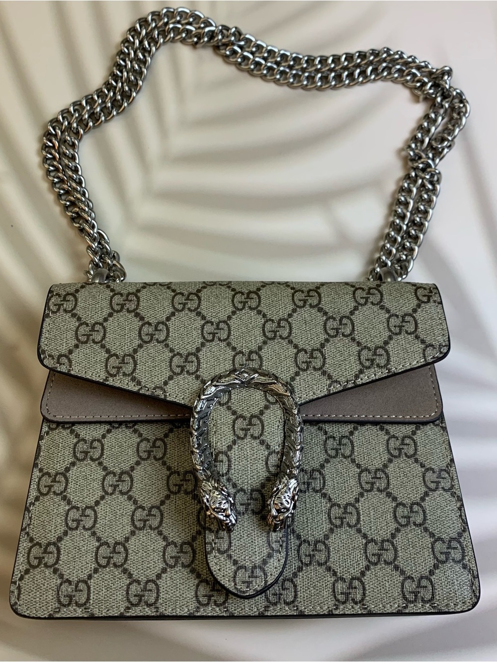 Gucci Dionysus GG Supreme Shoulder Bag in Beige and Brown